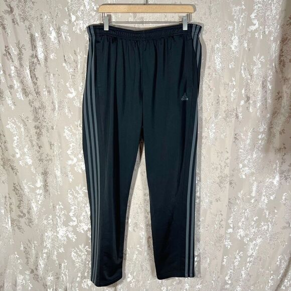 Adidas Men's Black Sweatpants Track Pants Grey Stripes Straight Leg Size XL - Picture 1 of 7